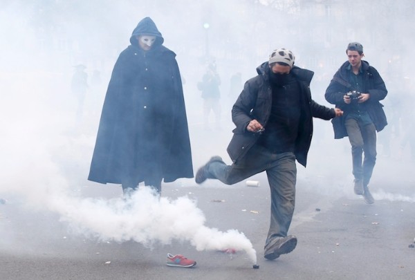 ‘İklim Zirvesi’ protesto edildi