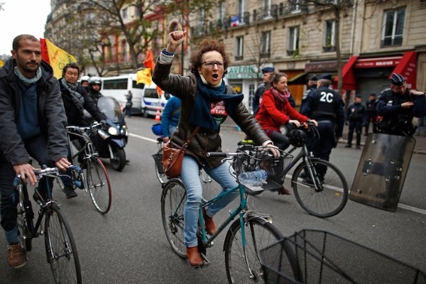 ‘İklim Zirvesi’ protesto edildi