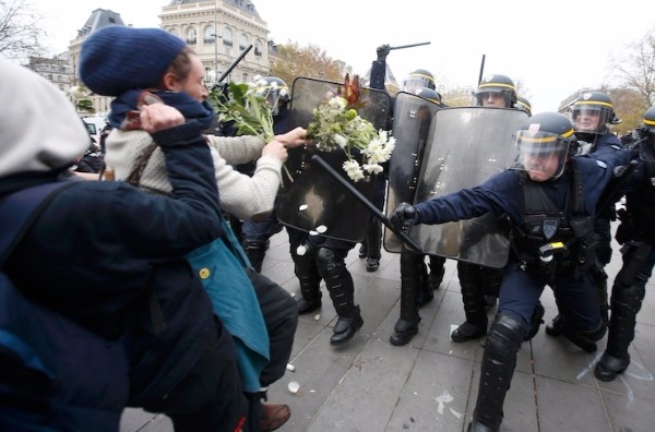 ‘İklim Zirvesi’ protesto edildi